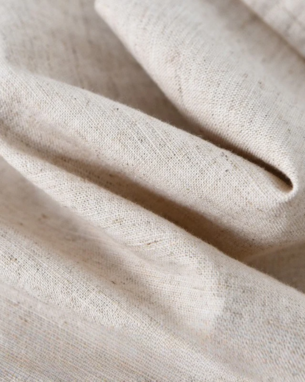 Eli¨¢n? - Camisa beige de lujo con dise?o distinguido