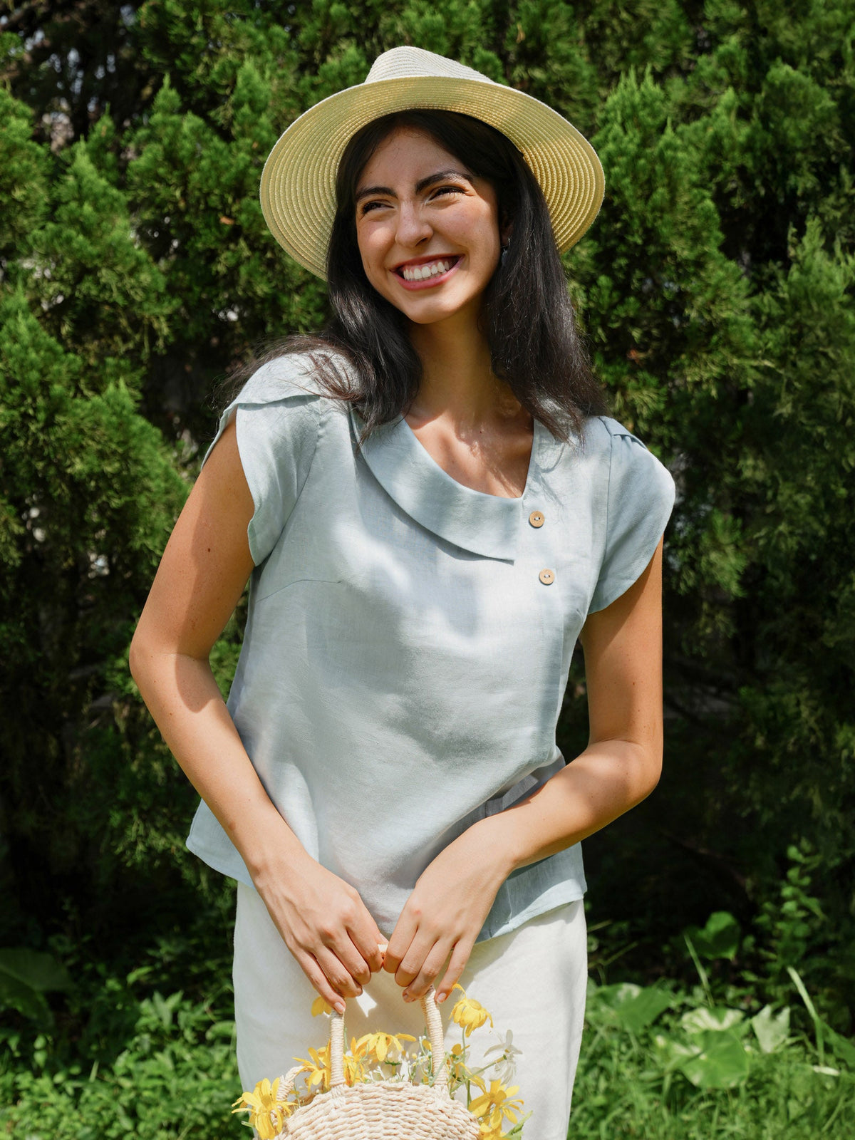 100% Linen Crescent Collar Flutter Sleeve Top FARA