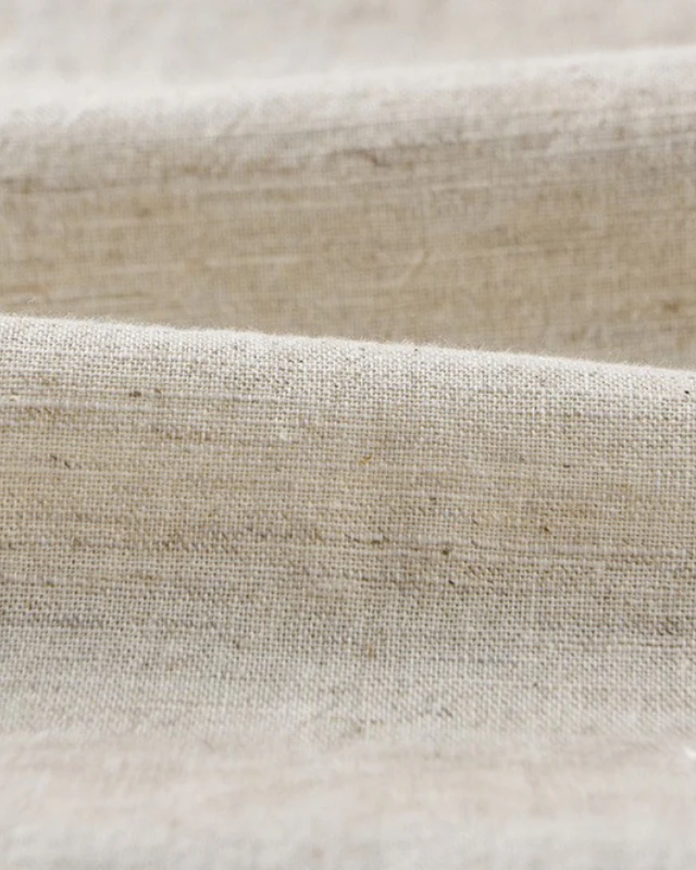 Eli¨¢n? - Camisa beige de lujo con dise?o distinguido