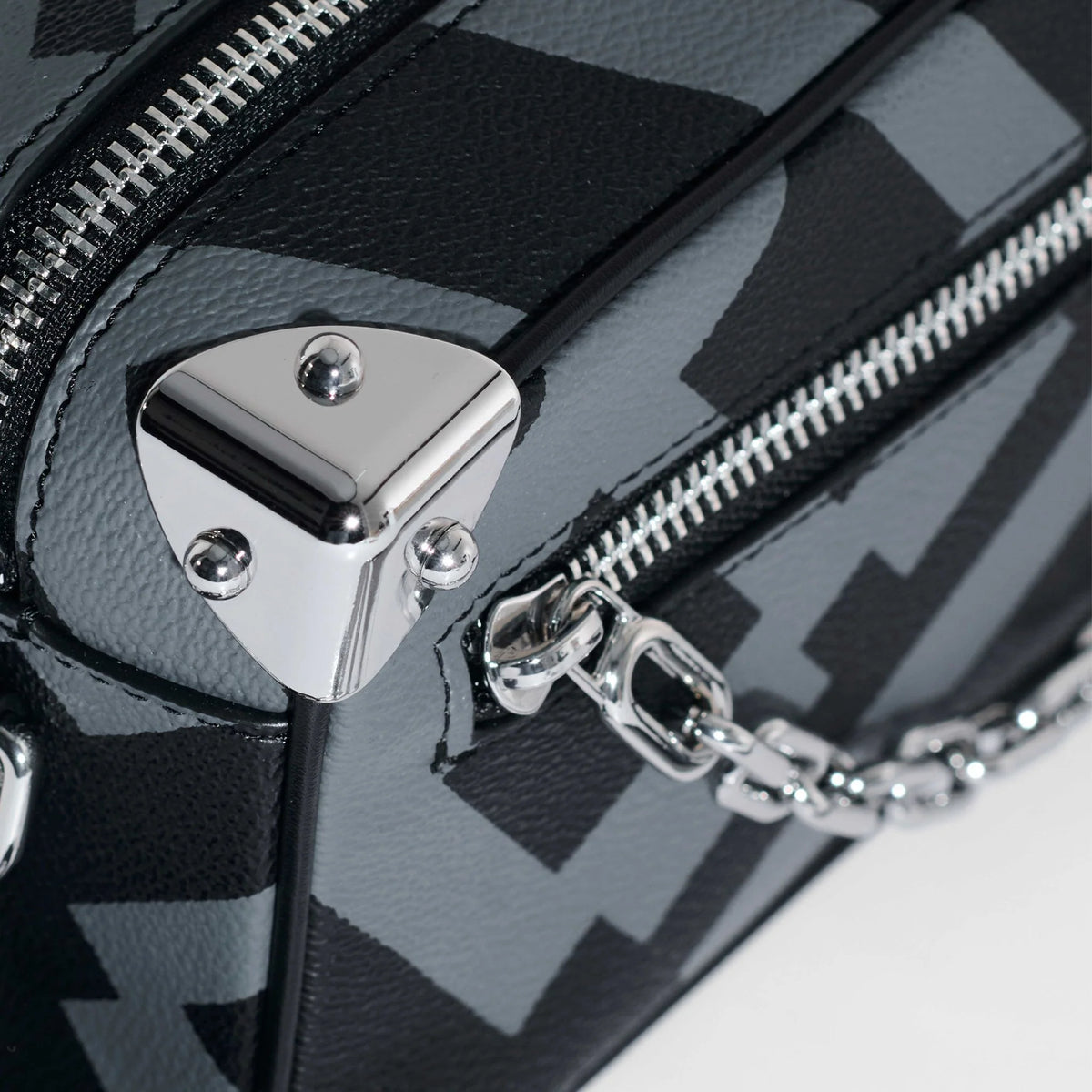 GXB TRAVEL TRUNK