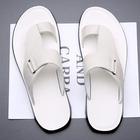 ASTON? | Sandalias de Cuero con Tira en el Dedo