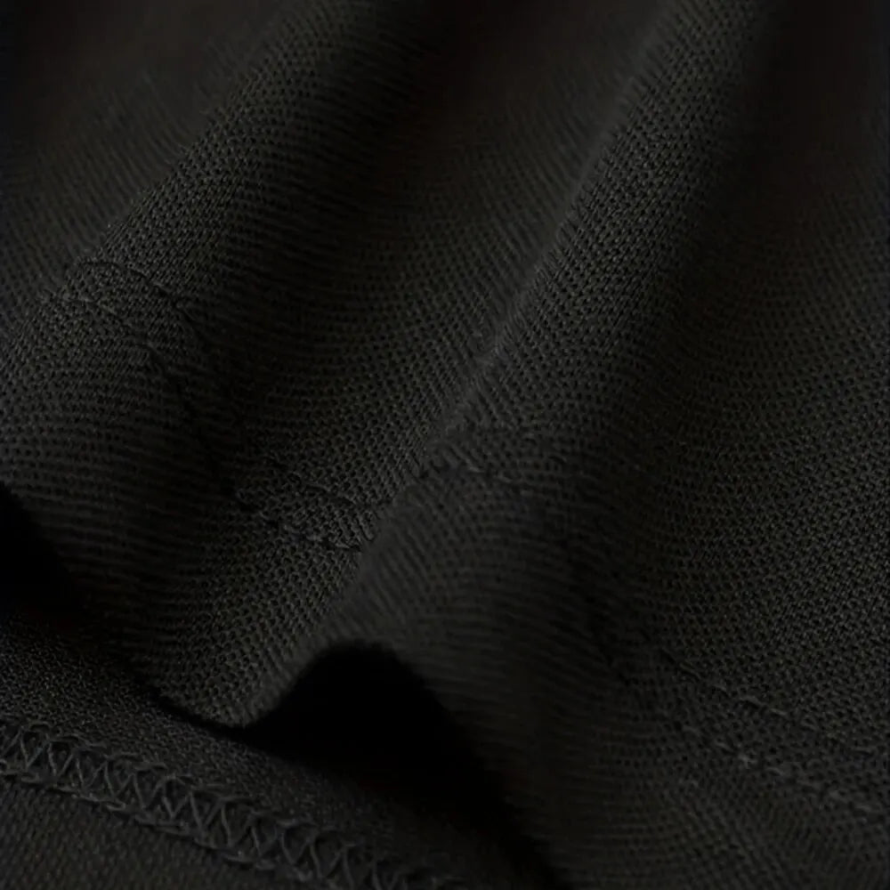 Adri¨¢n? - Polo Deportivo Moderno
