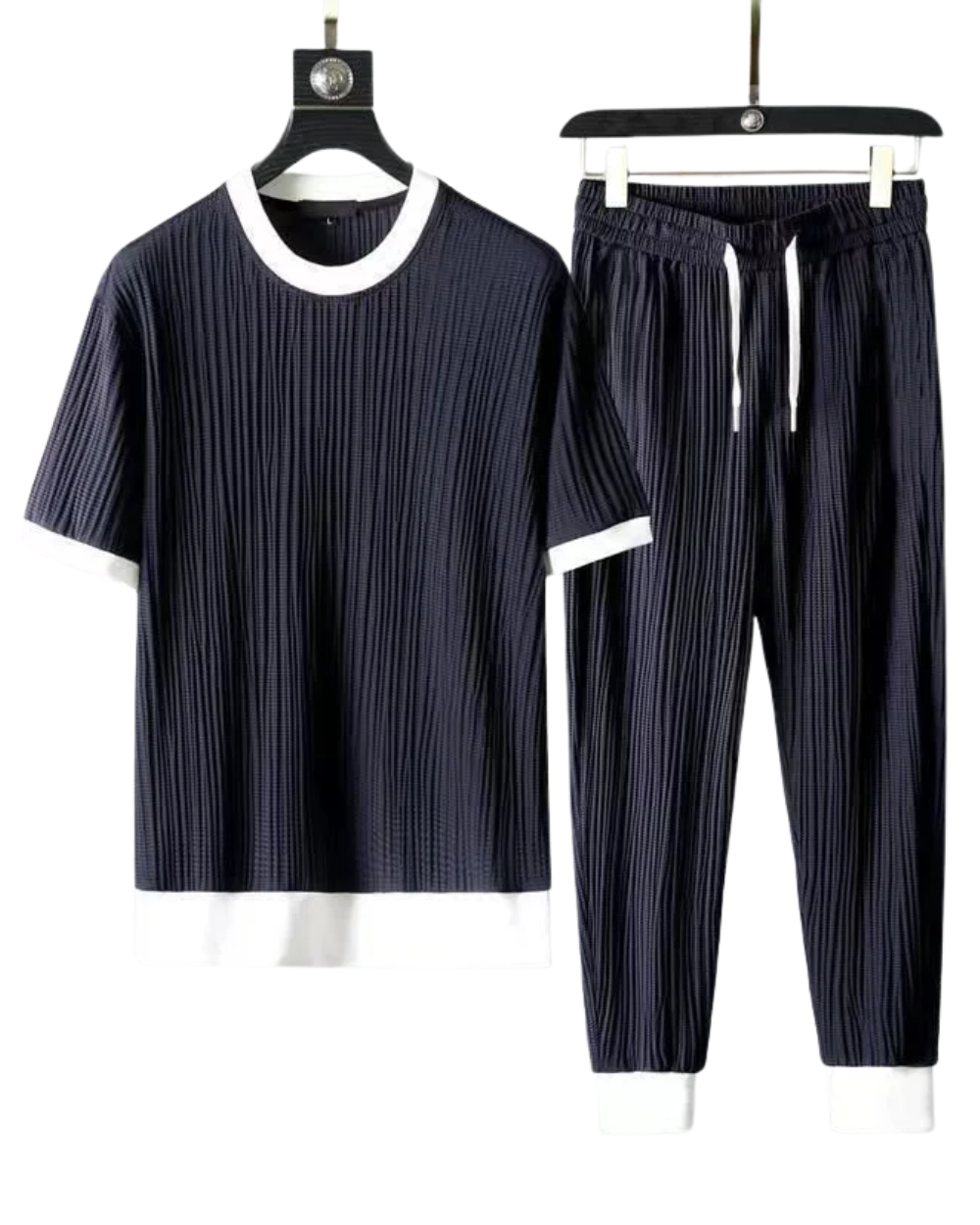 Javier? - Conjunto masculino con corte impecable