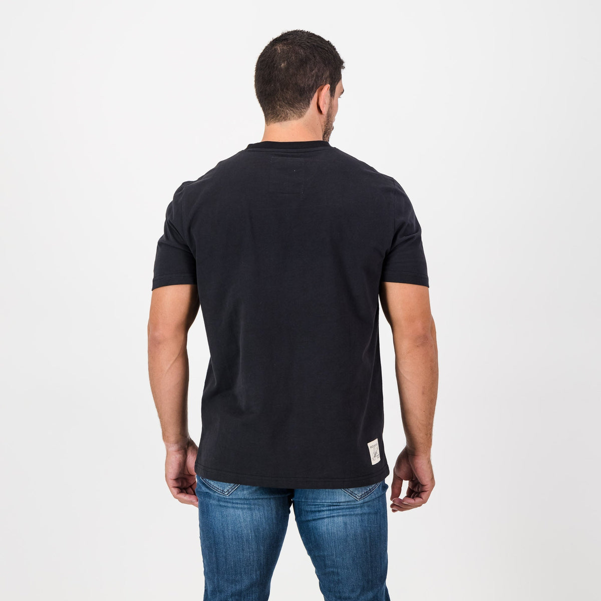 Stillknocks Built Diff Regular Crew Tee-Black